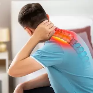 Boyunda ağrı eşliğinde servikal omurganın osteokondrozu